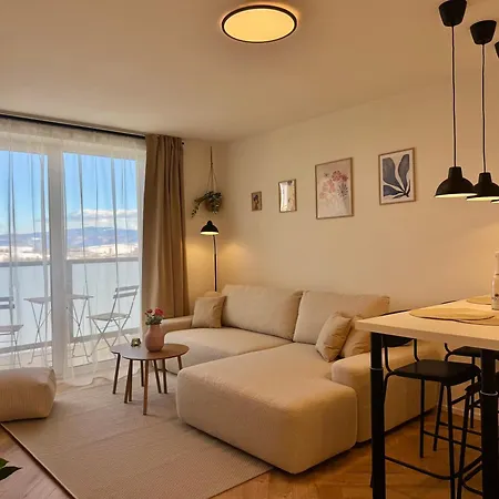 Apartment Hemsen Spisska Nova Ves Exterior photo